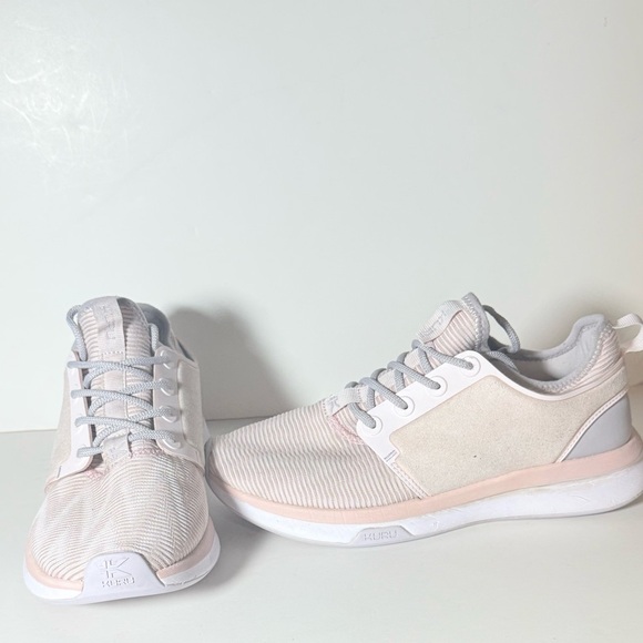 Kuru Fuse the high-performance power of the women's ATOM with your next workout - Picture 1 of 9